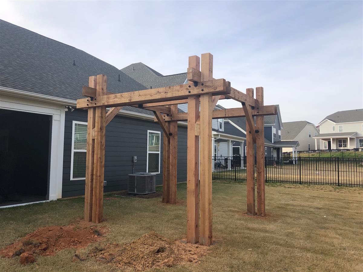 StoneWorks cedar pergola (1)